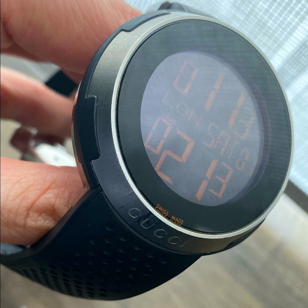 Gucci Men’s Digital Black Rubber Watch